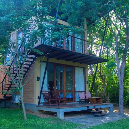 Breezy Lake Tissamaharama Exterior photo