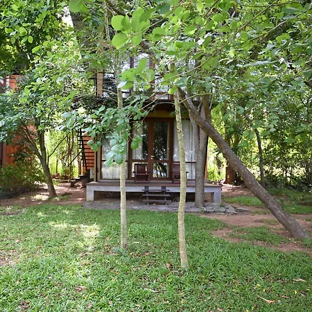 Breezy Lake Tissamaharama Exterior photo