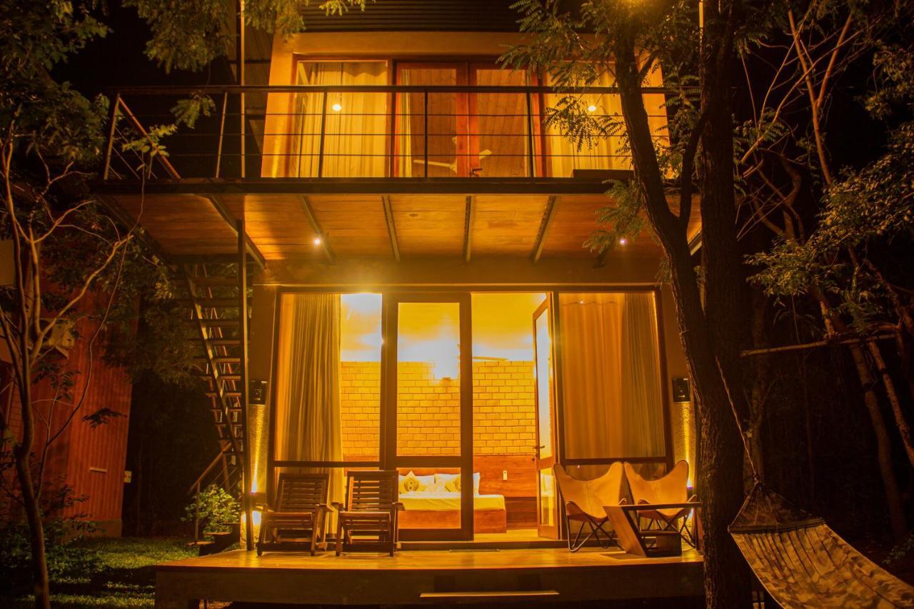Chalet Breezy Tissamaharama