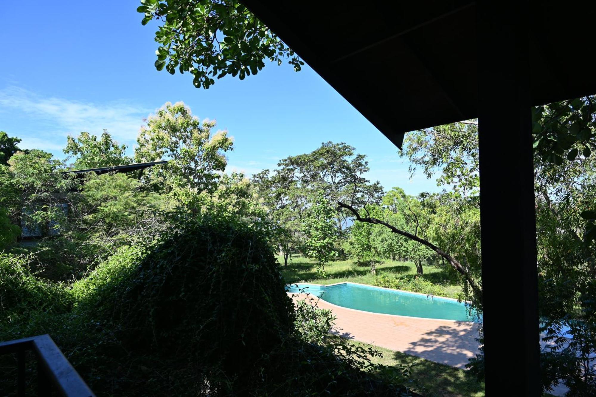 Chalet Breezy Tissamaharama